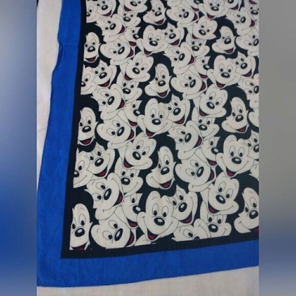 Mickey Mouse Disney 💯 Silk Scarf Square Neck Scarf EUC Vintage - Picture 3 of 13